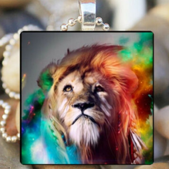 Jewelry - Necklace- NEW- Wild African Lion Majestic Animal